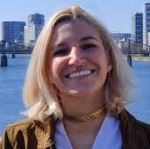 Meet your Posher, April